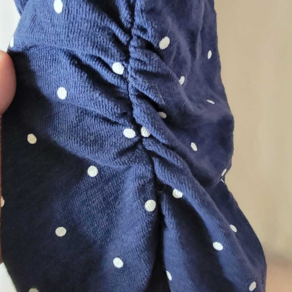 Old Navy Maternity Blouse Size Small - Like New - Very stretchy - Navy white - Picture 5 of 5